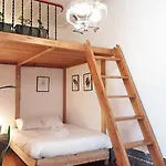 Calling Guest house