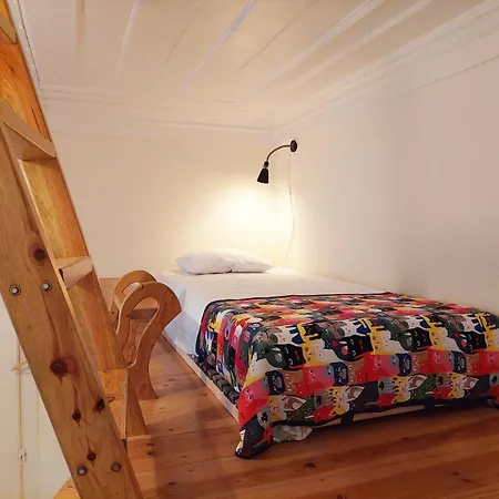 Calling Guest house *