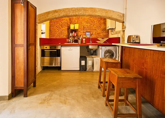 Calling Guest house *